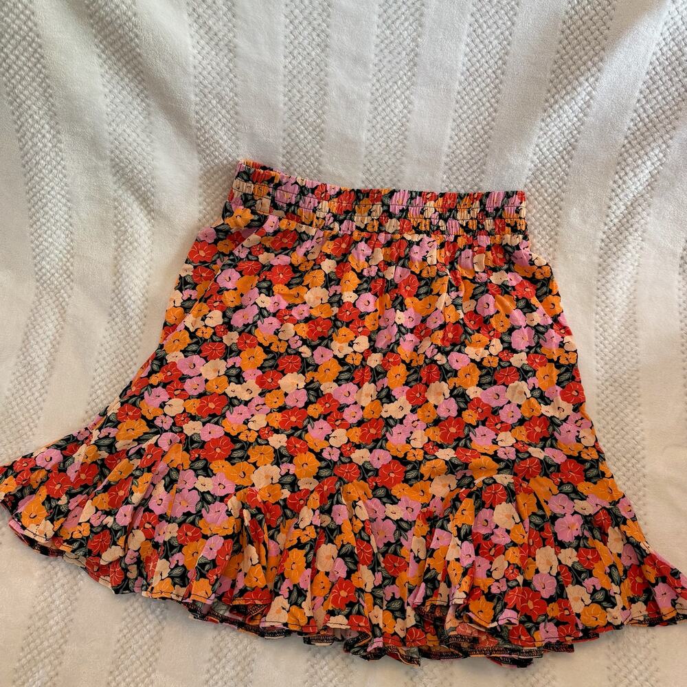 new loft floral mini skirt size XS